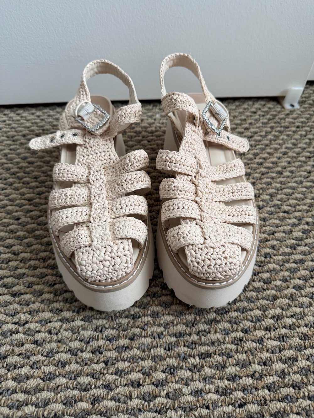 Dolce Vita Cream Woven Platform Sandal - Picture 4 of 8